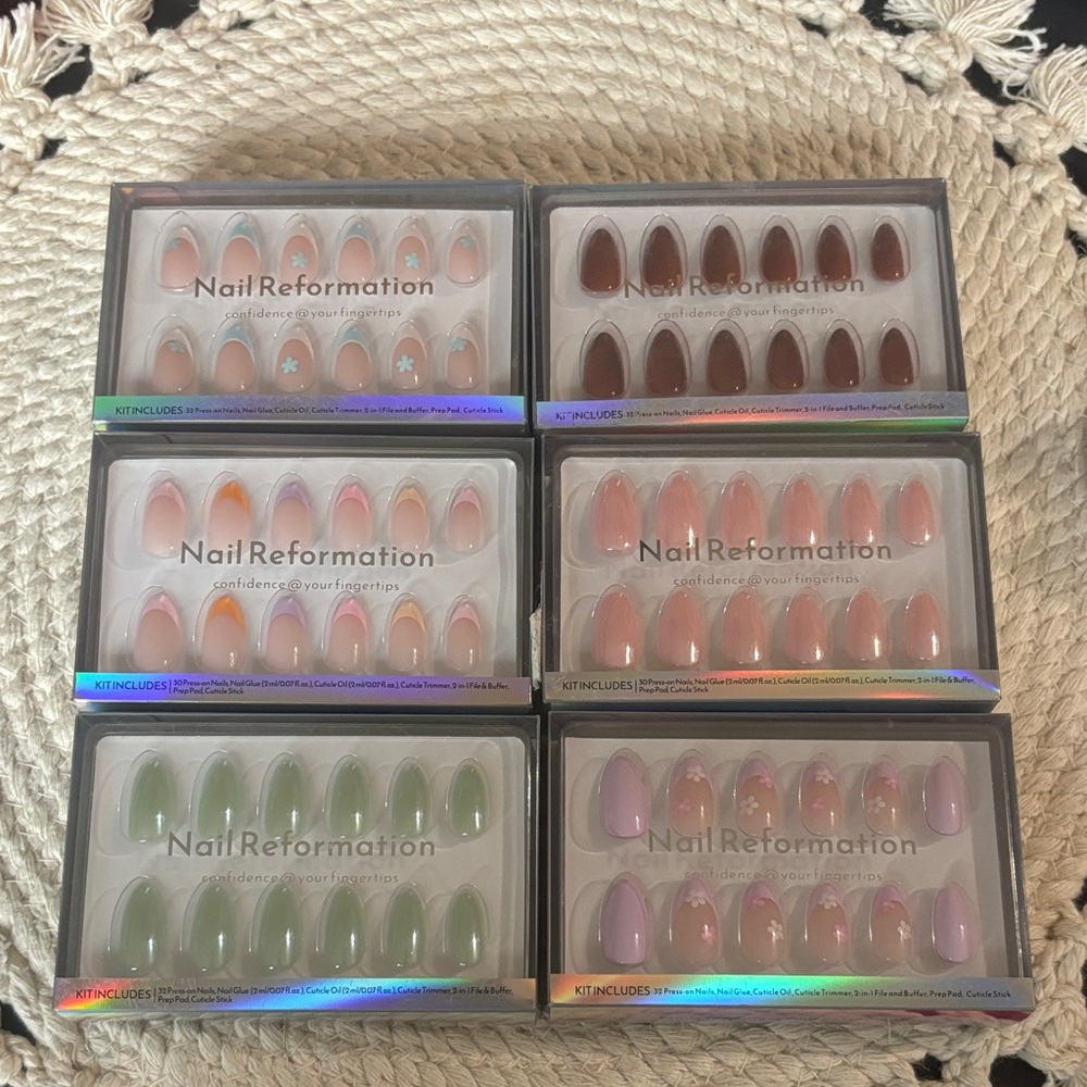 NWT Assorted NailReformation Press-On Nails